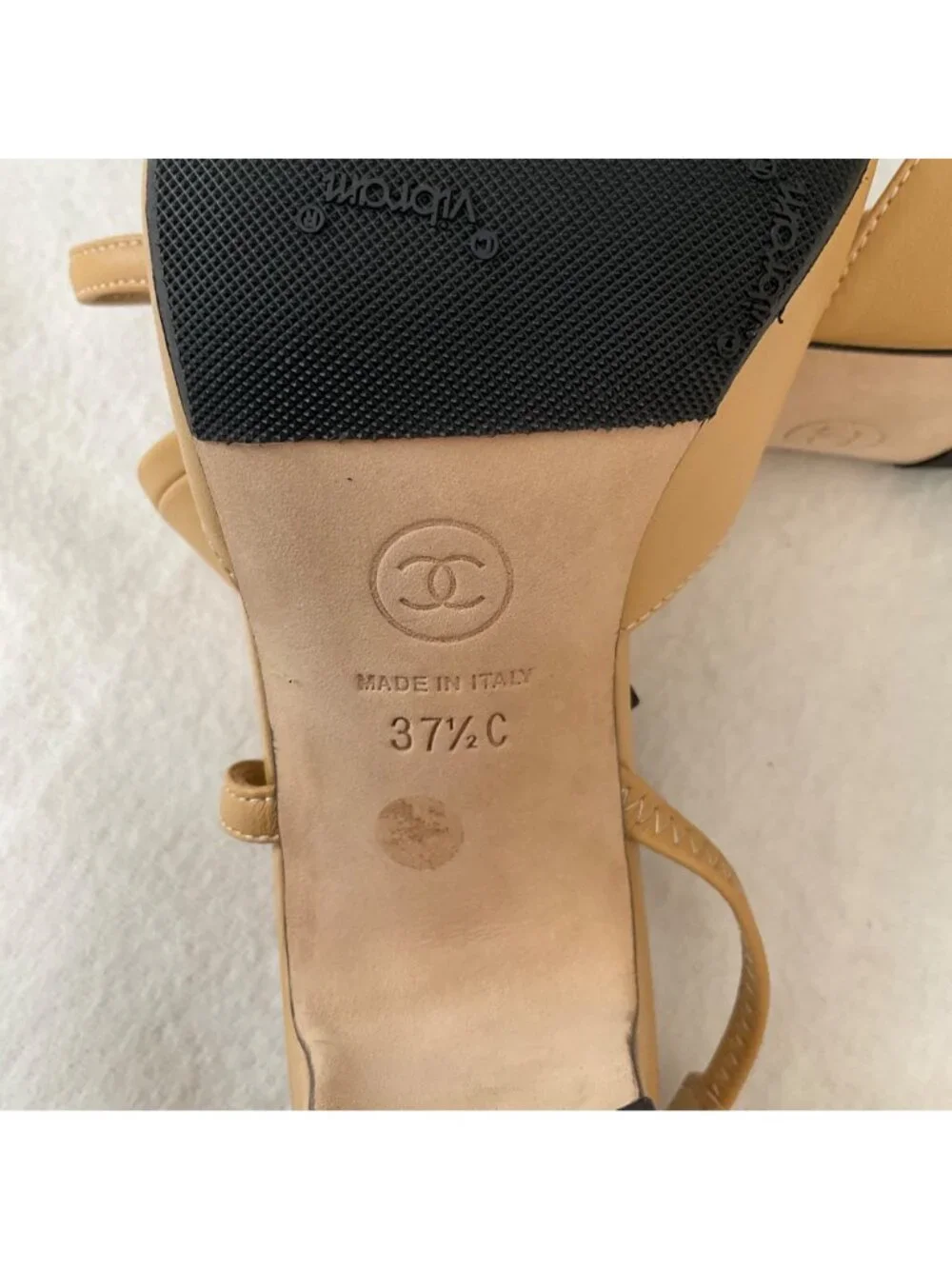 CHANEL Interlocking TWO tone beige Leather Slingback Pumps heels SZ37.5 US7